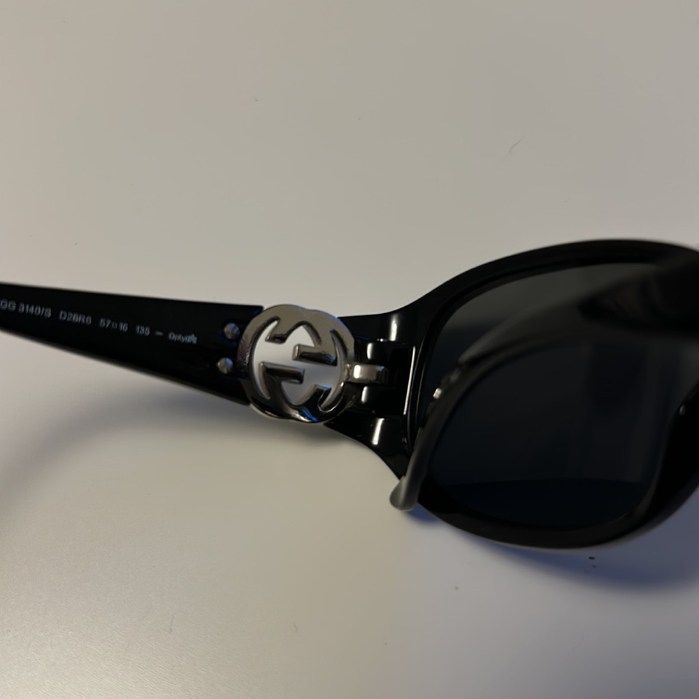 Gucci sunglasses - Picture 7 of 12